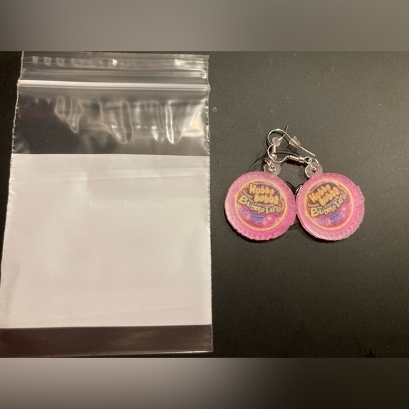 4/$25 Hubba Bubba Bubbletape bubble gum dangle earrings. NWOT. Super adorbs 😍 - Picture 2 of 4